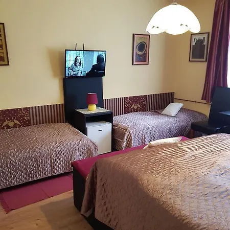 Vincze Vendeghaz 3*